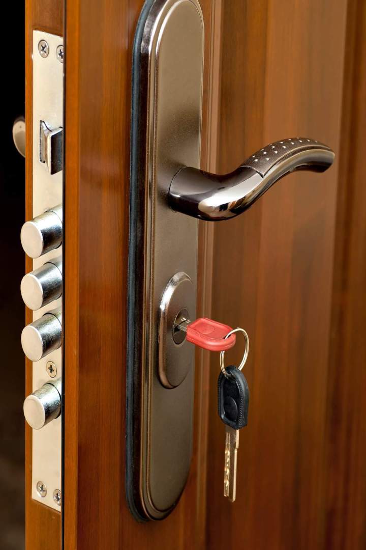 Installation porte blindée Valence